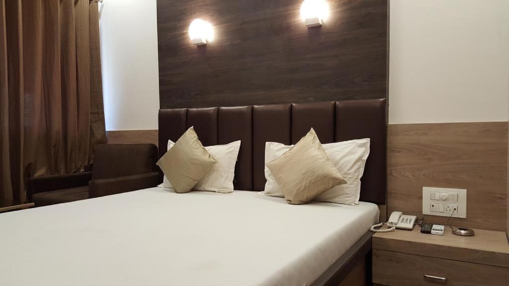 Hotel Oasis - Mumbai
