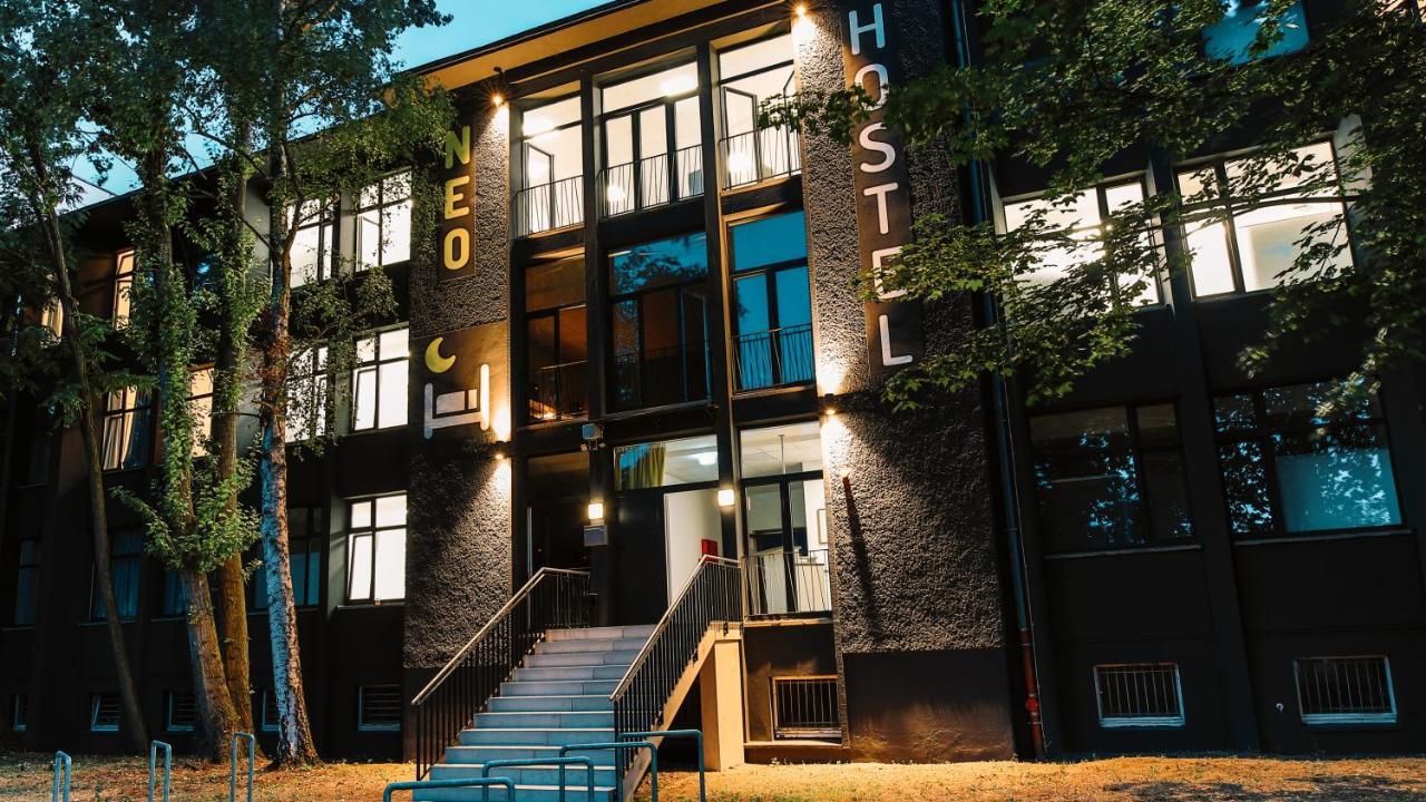 Neohostel