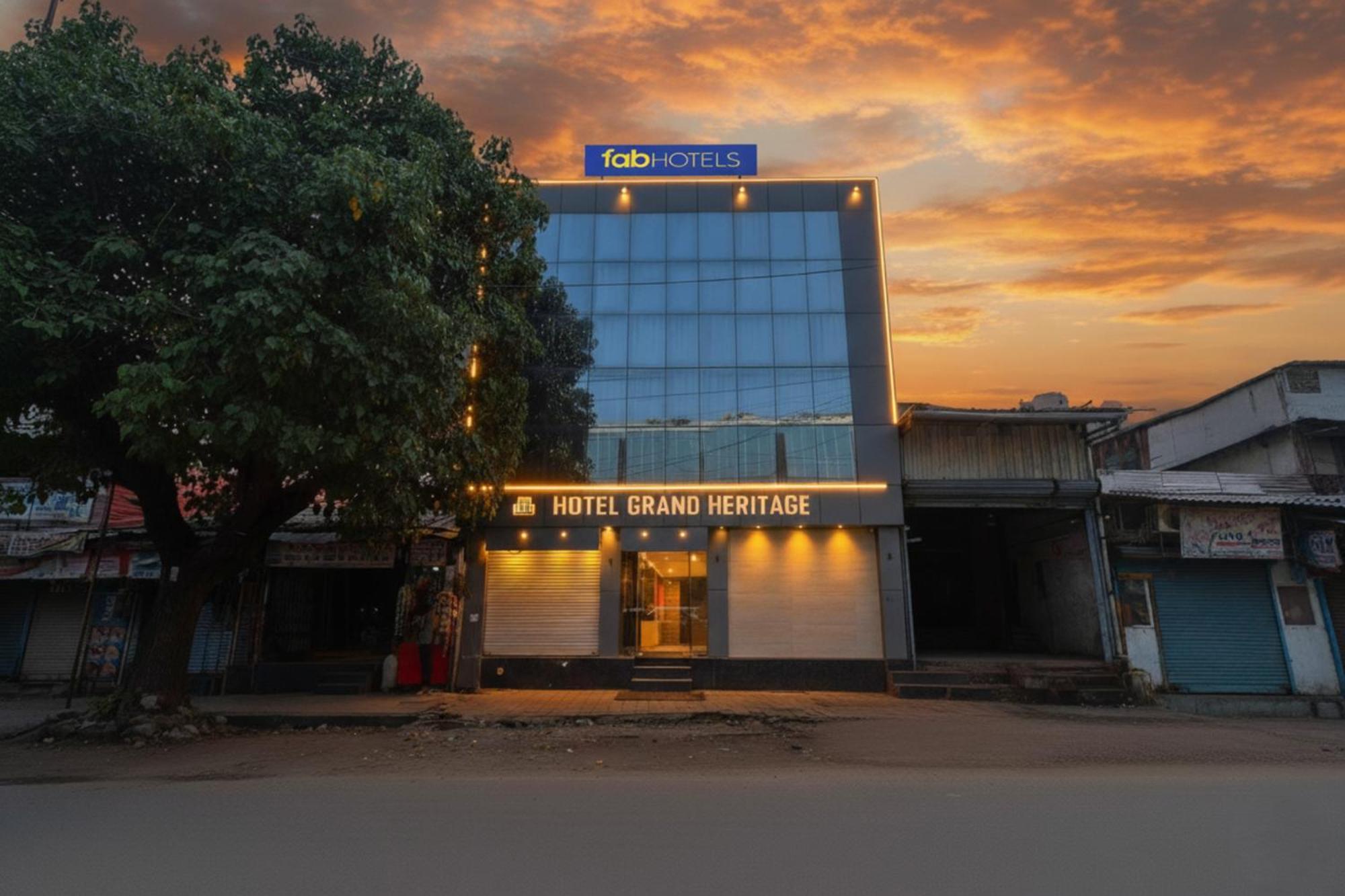 Fabhotel Grand Heritage - Nr Bkc