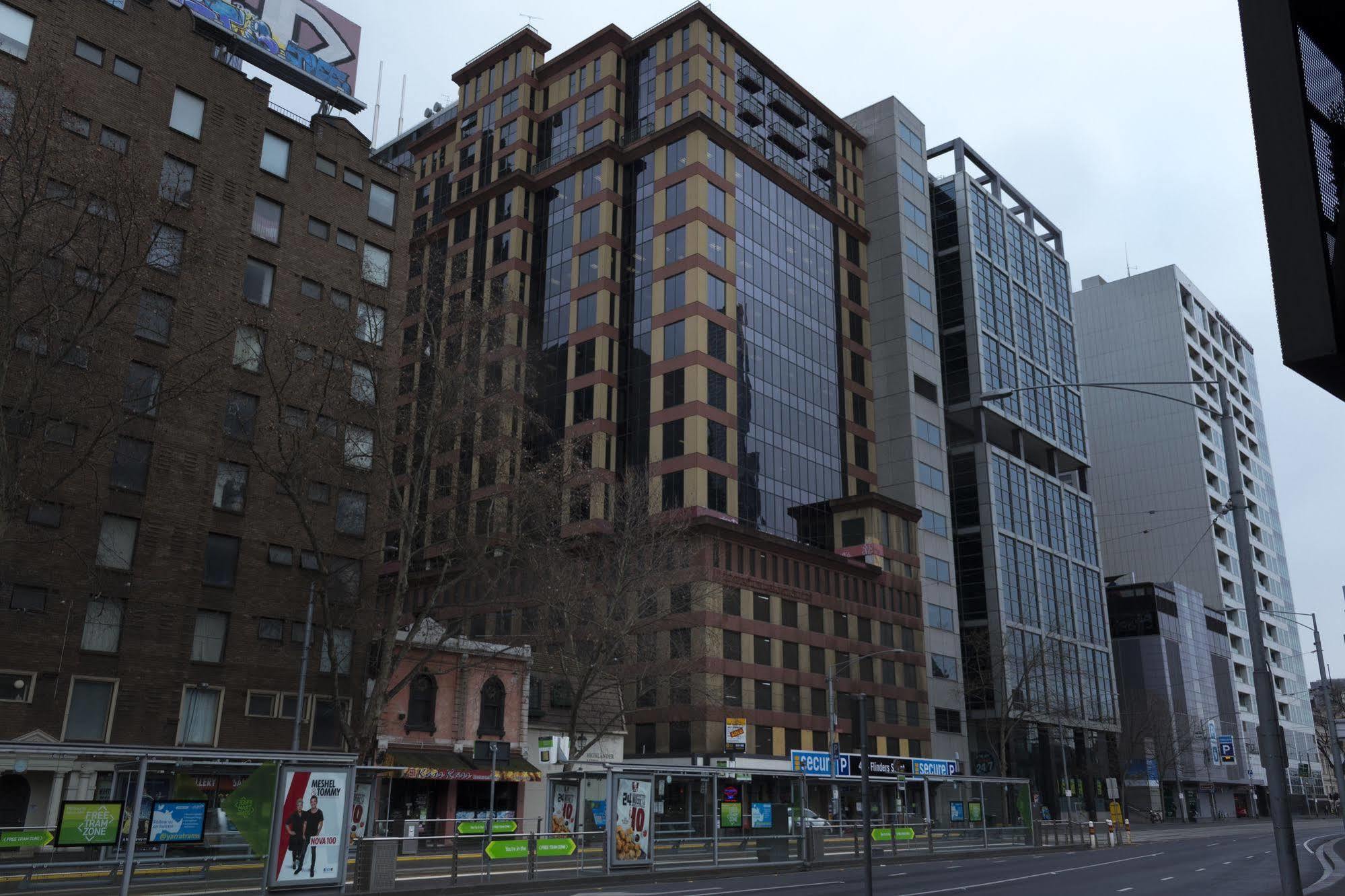 Riverside Apartments Melbourne