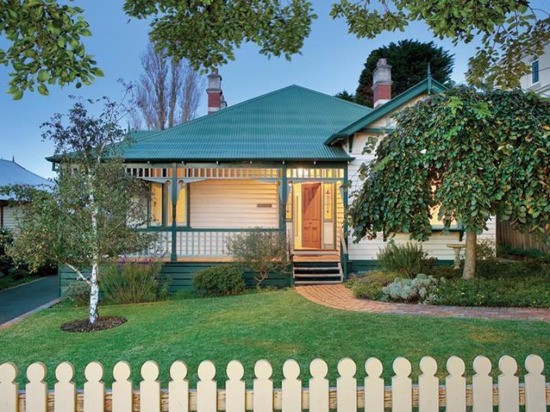 Melbourne House B&B