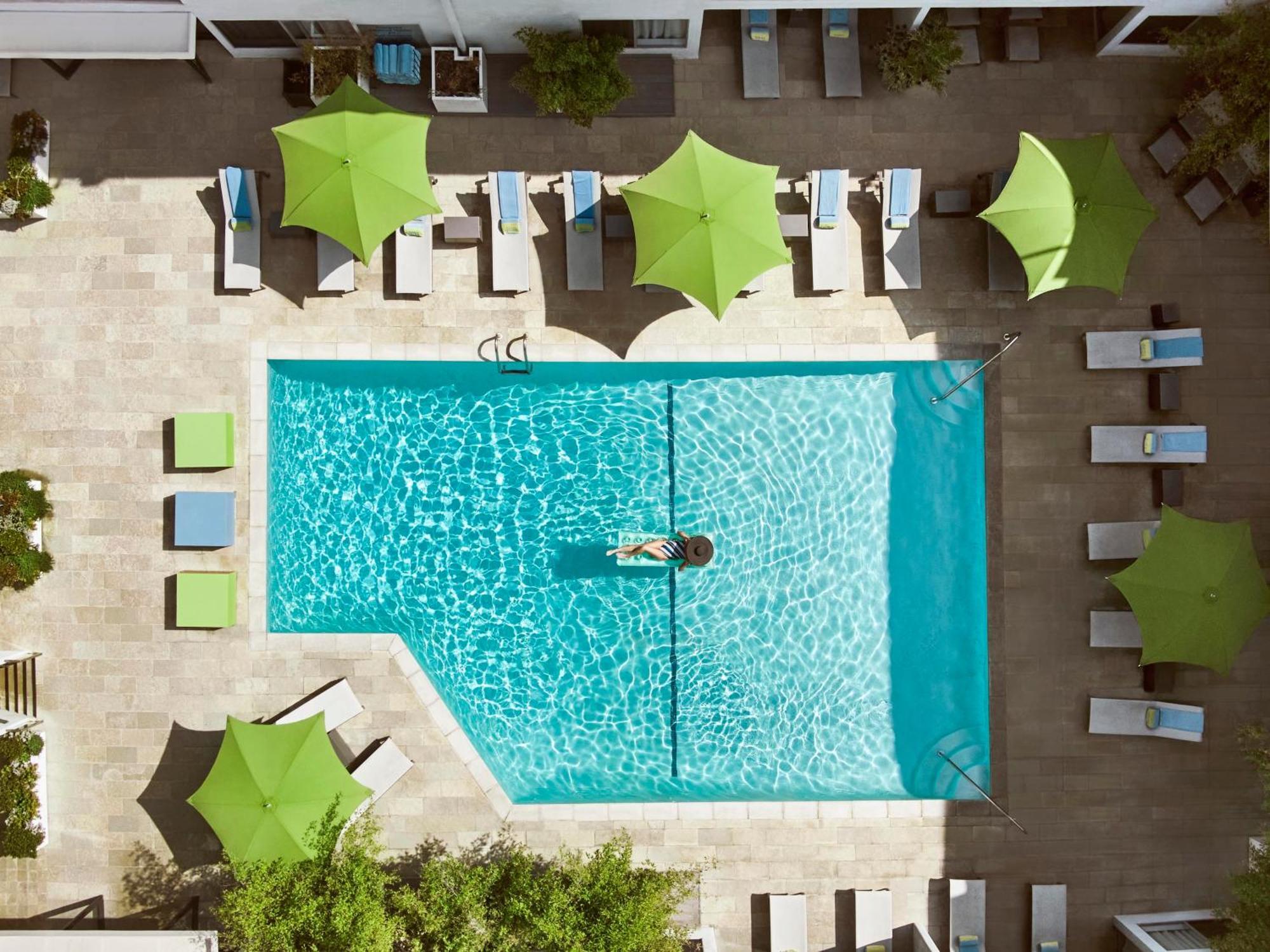 Sunset Marquis Hotel