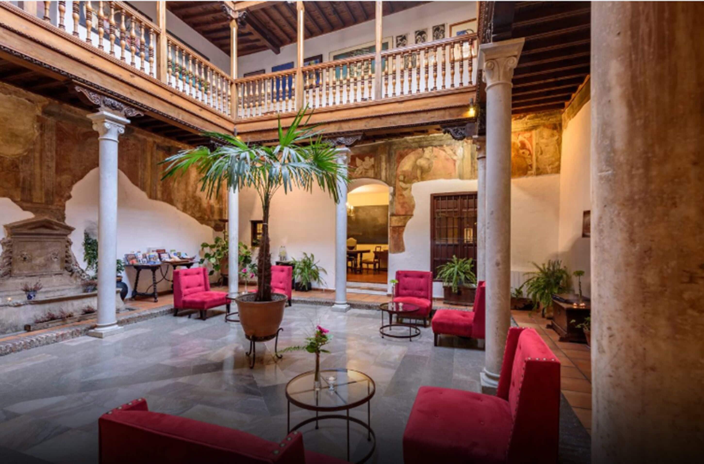 Palacio De Santa Ines