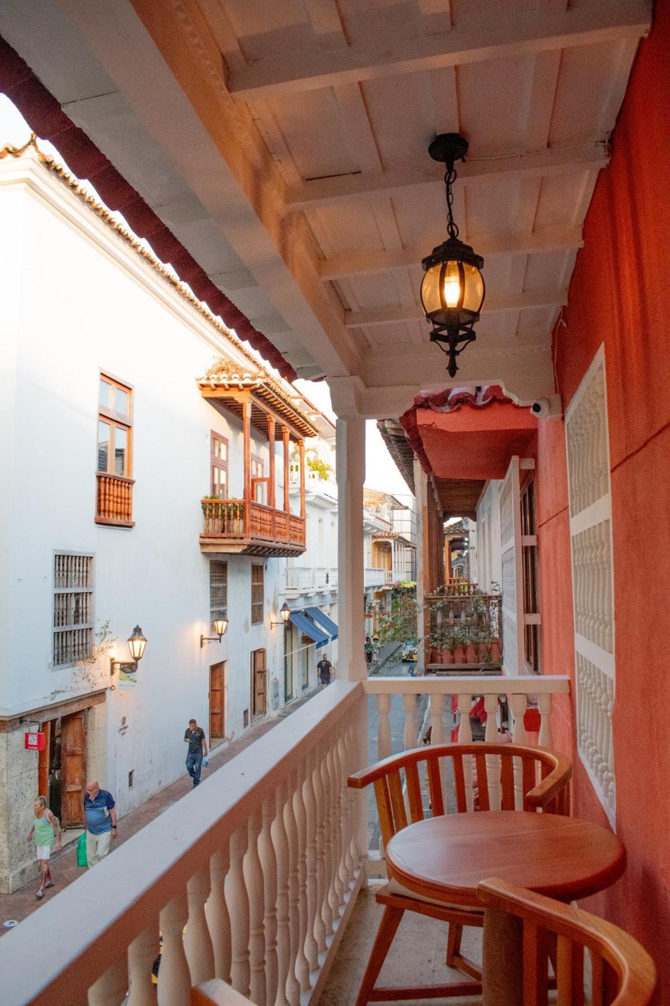 Casa Noa Colonial Rooms - Cartagena