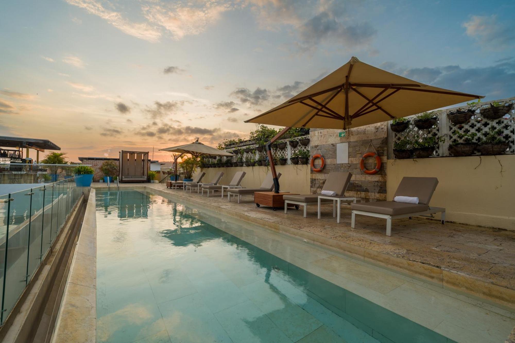 Nacar Hotel Cartagena, Curio Collection By Hilton