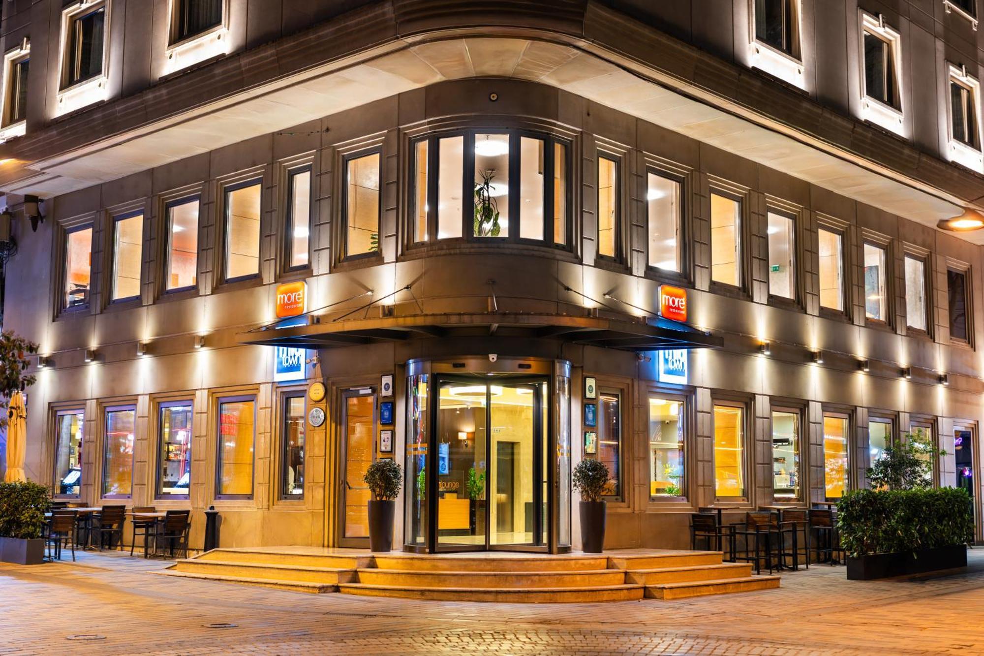 Midtown Hotel