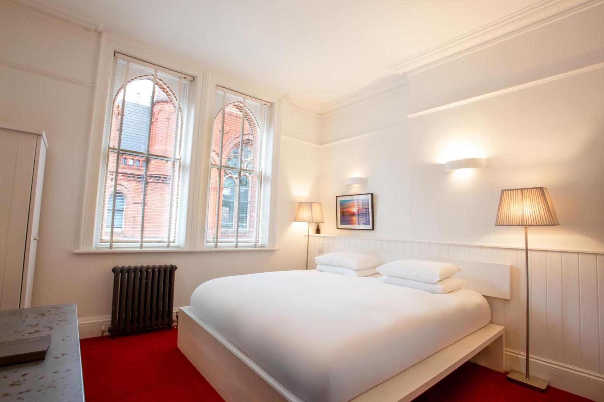 Kellys Hotel