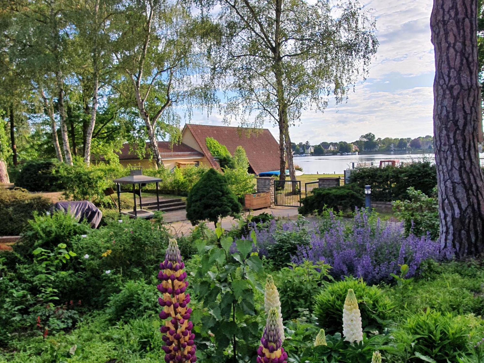 Waldhotel Am See Berlin-Schmoeckwitz