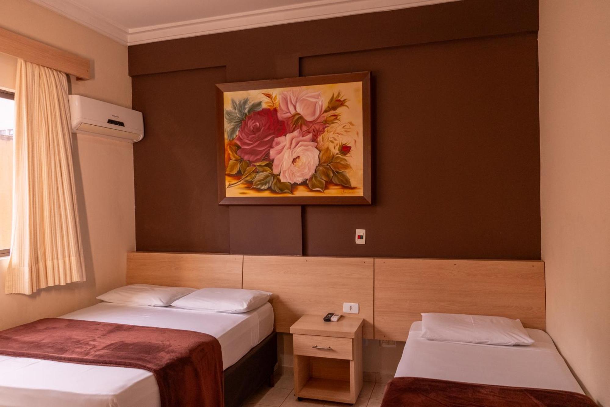 Crystal Plaza Hotel Marista