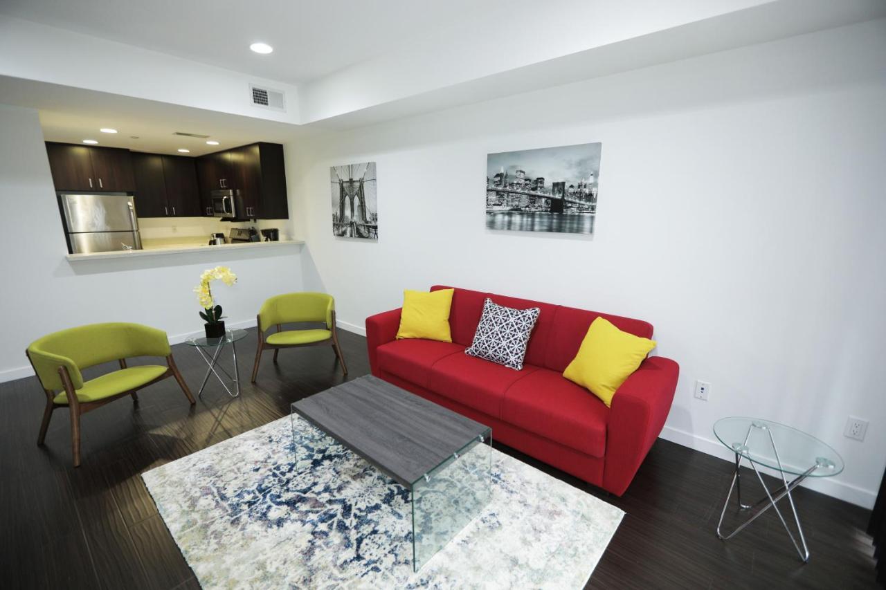 Downtown Cosmopolitan Residences