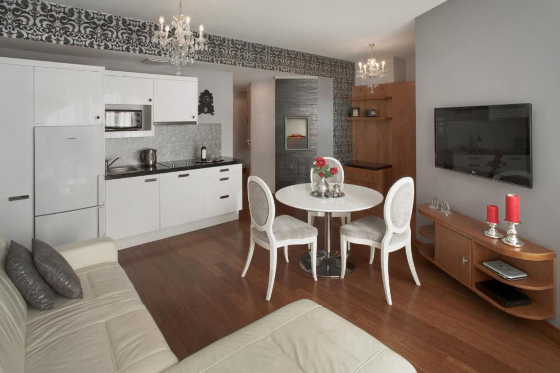 Parkside Apartments Old Town