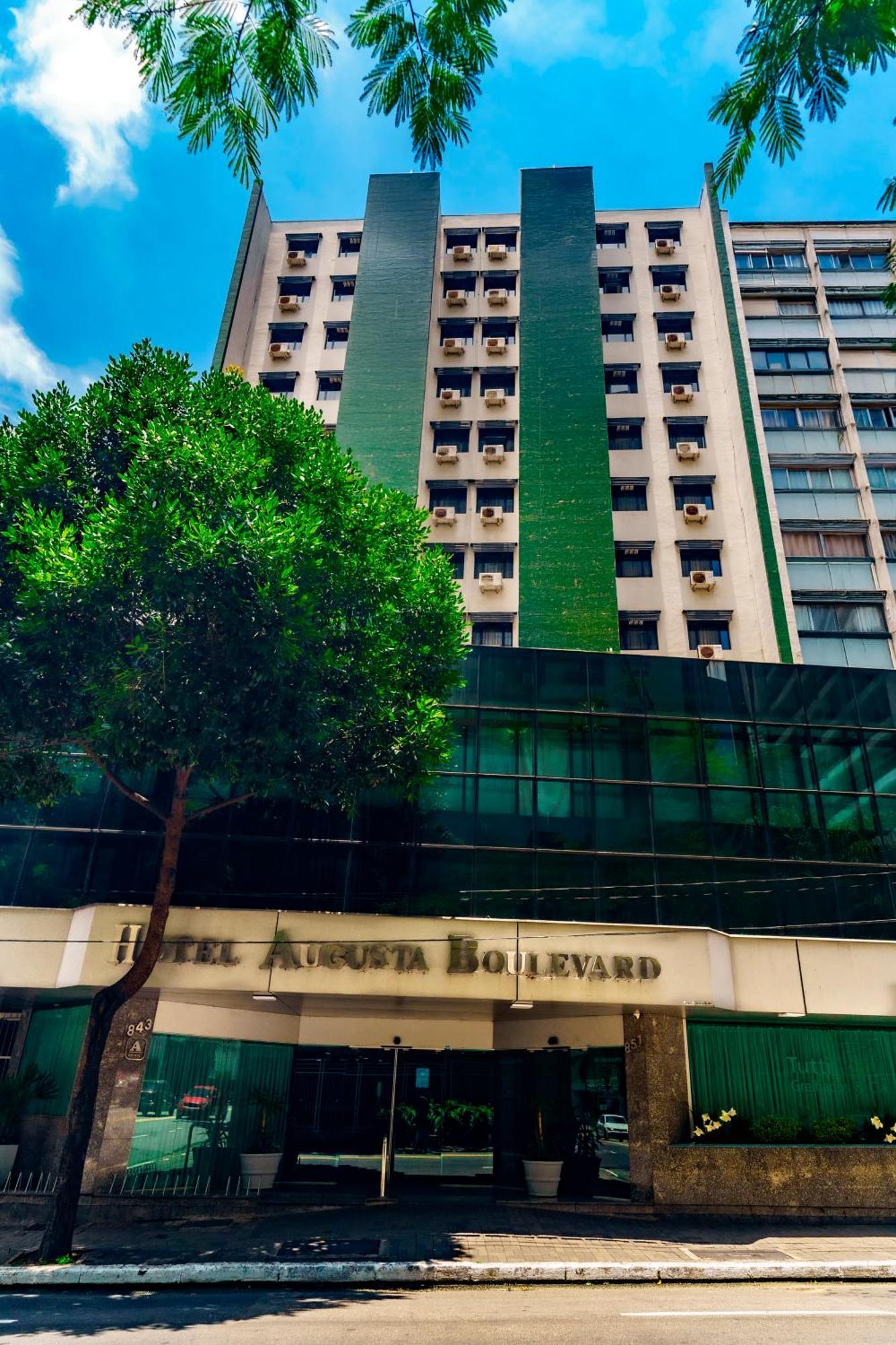 Hotel Augusta Boulevard