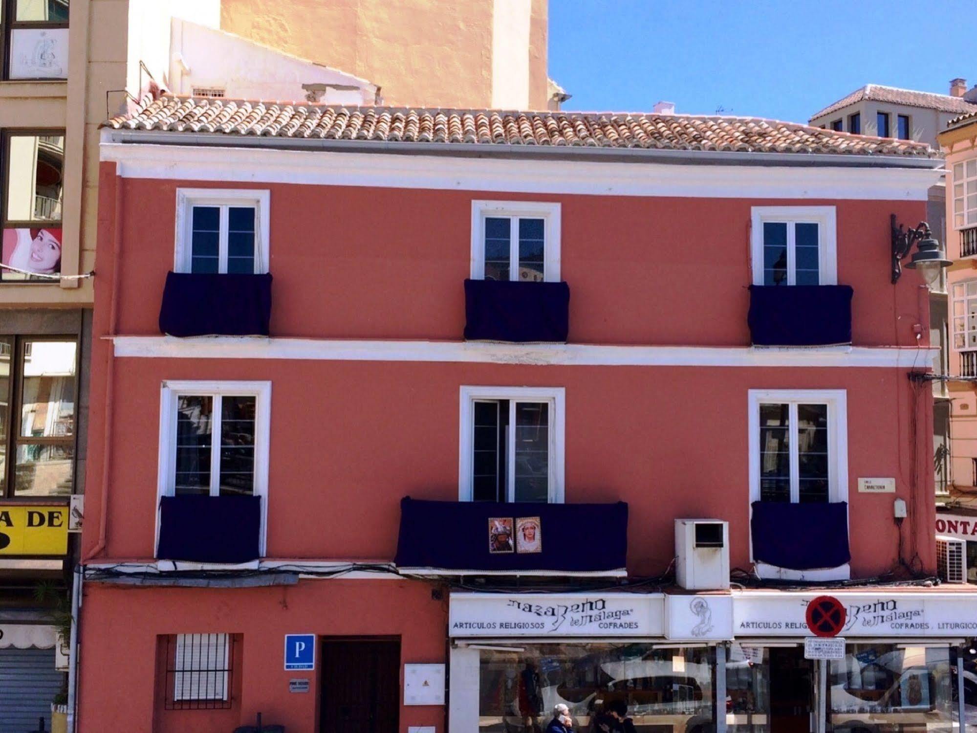 Pink House Guest House - Malaga