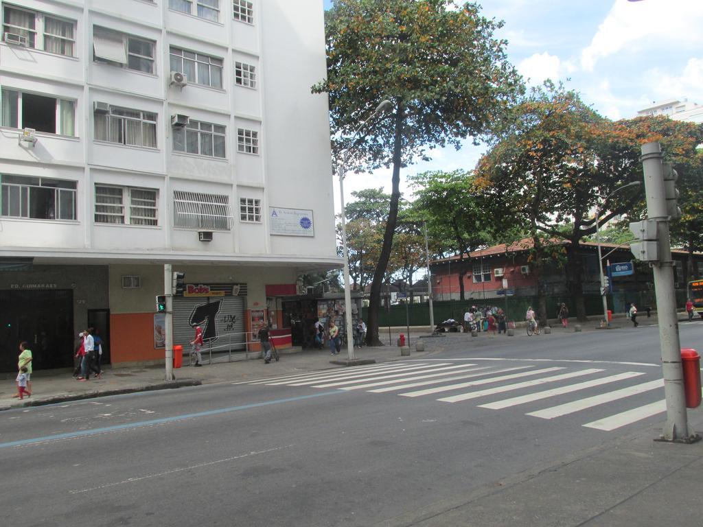 Conjugado Em Copacabana - Rio de Janeiro