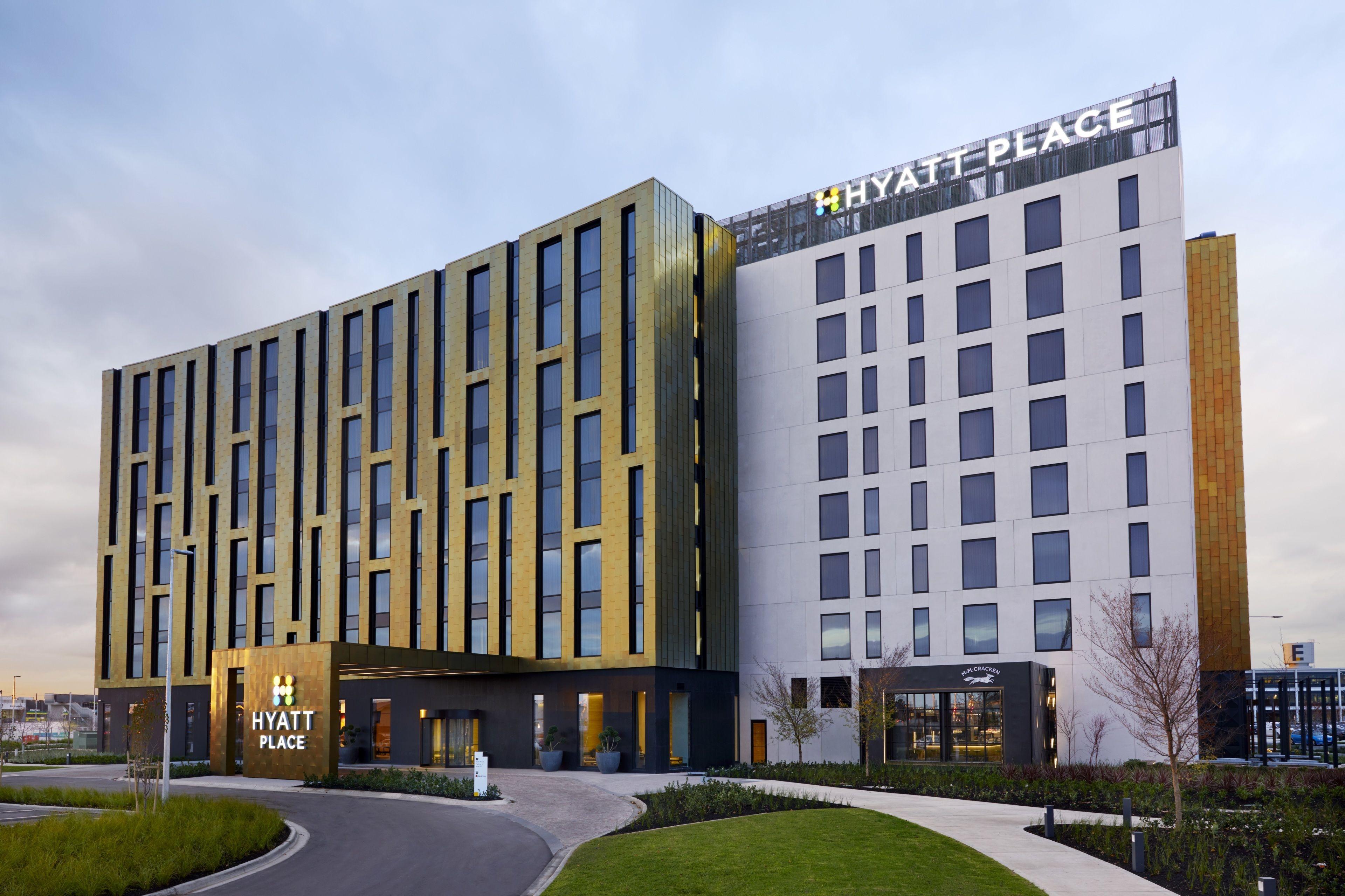 Hyatt Place Melbourne Essendon Fields