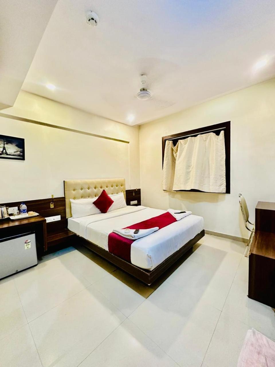 Hotel Mumbai International
