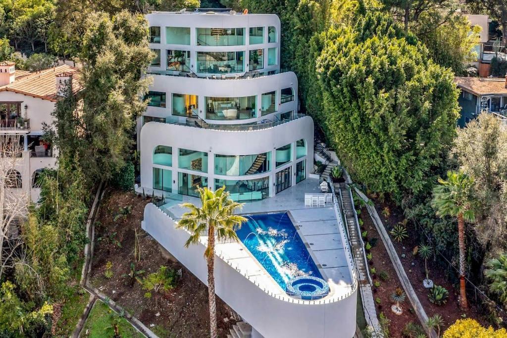 Luxury Yacht Mansion In Bel Air Villa - Los Angeles