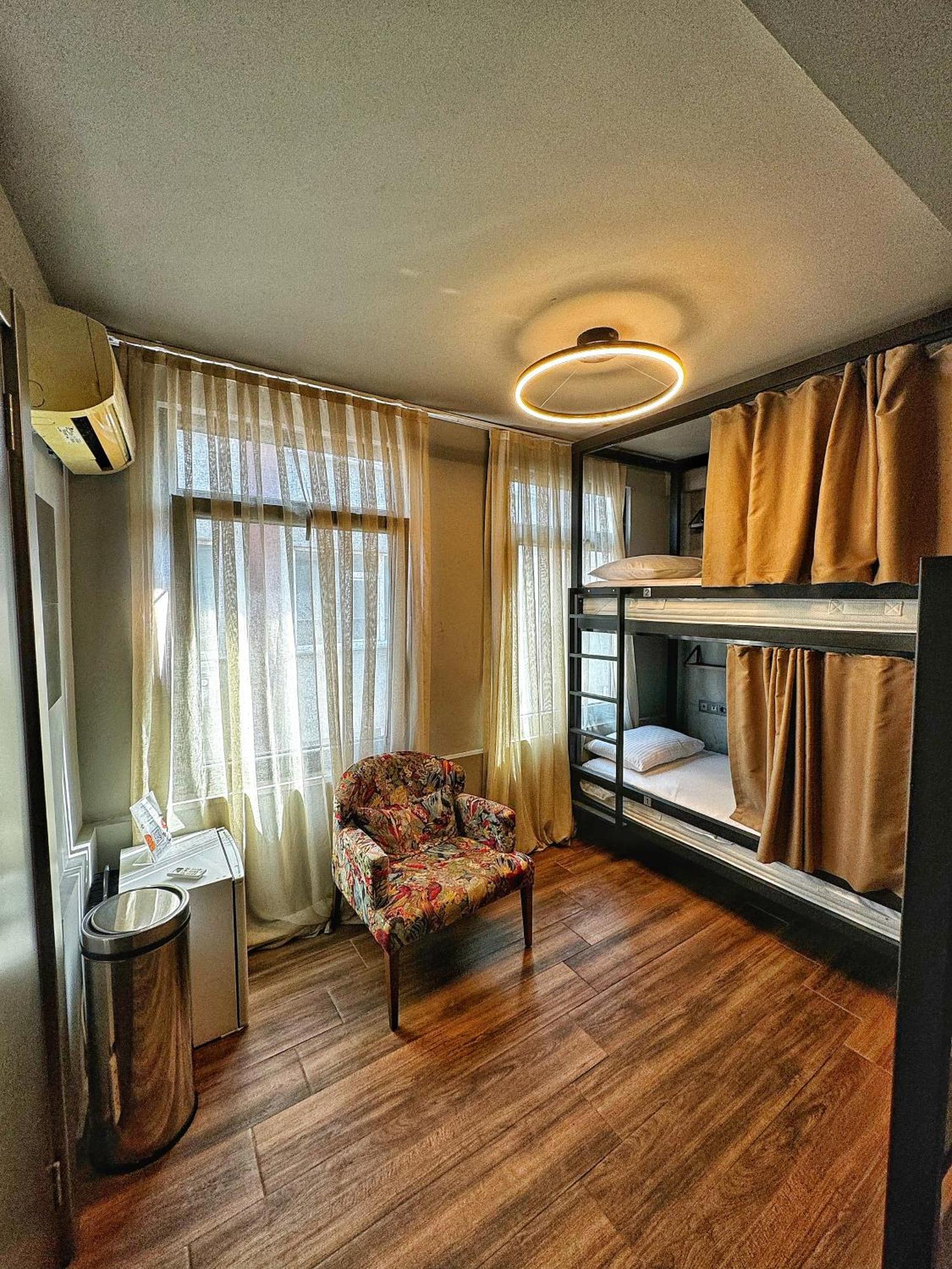 Nomad Hostel Karakoey