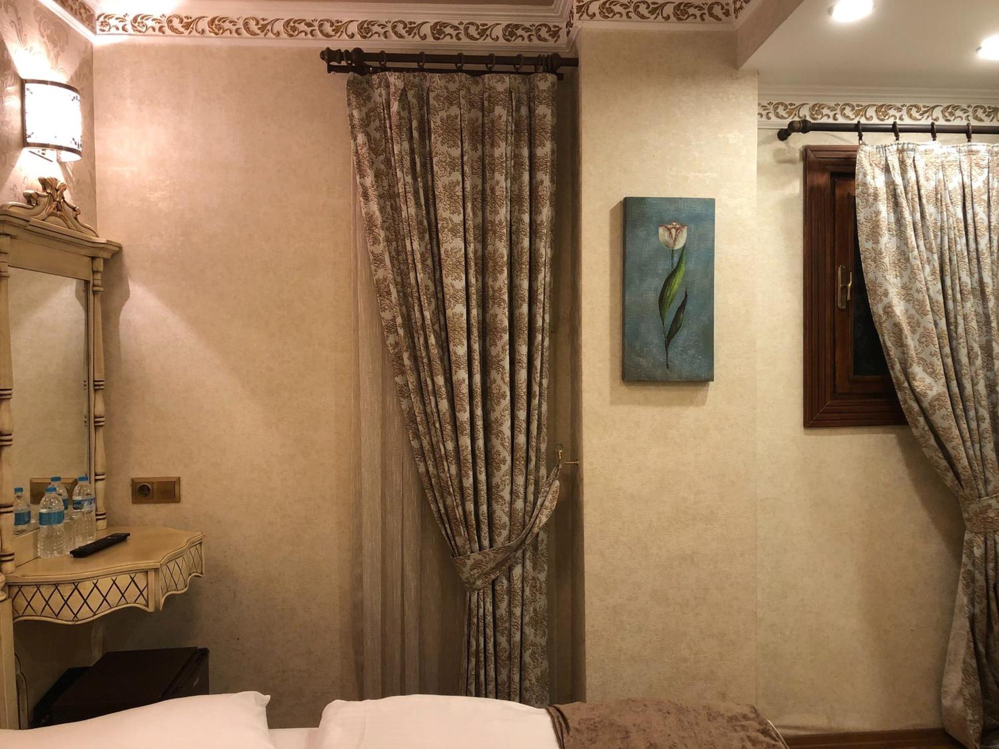 Kaftan Hotel