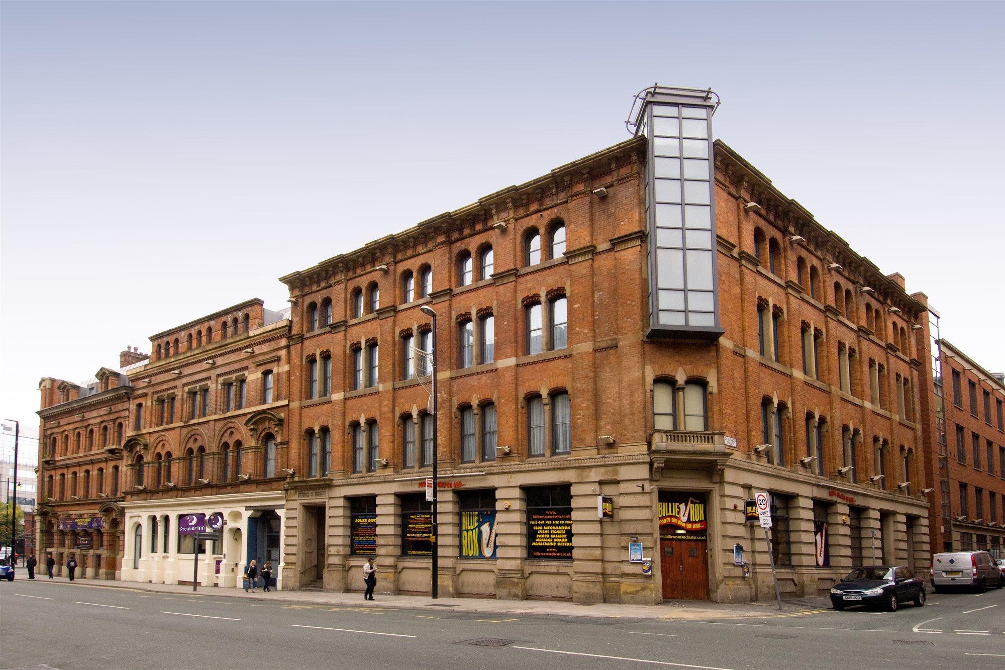 Premier Inn Manchester Portland St