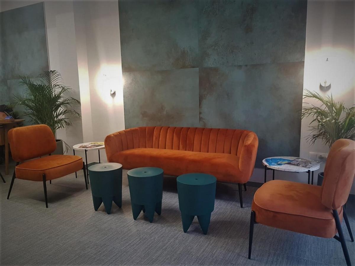 Md Modern Hotel - Jardines