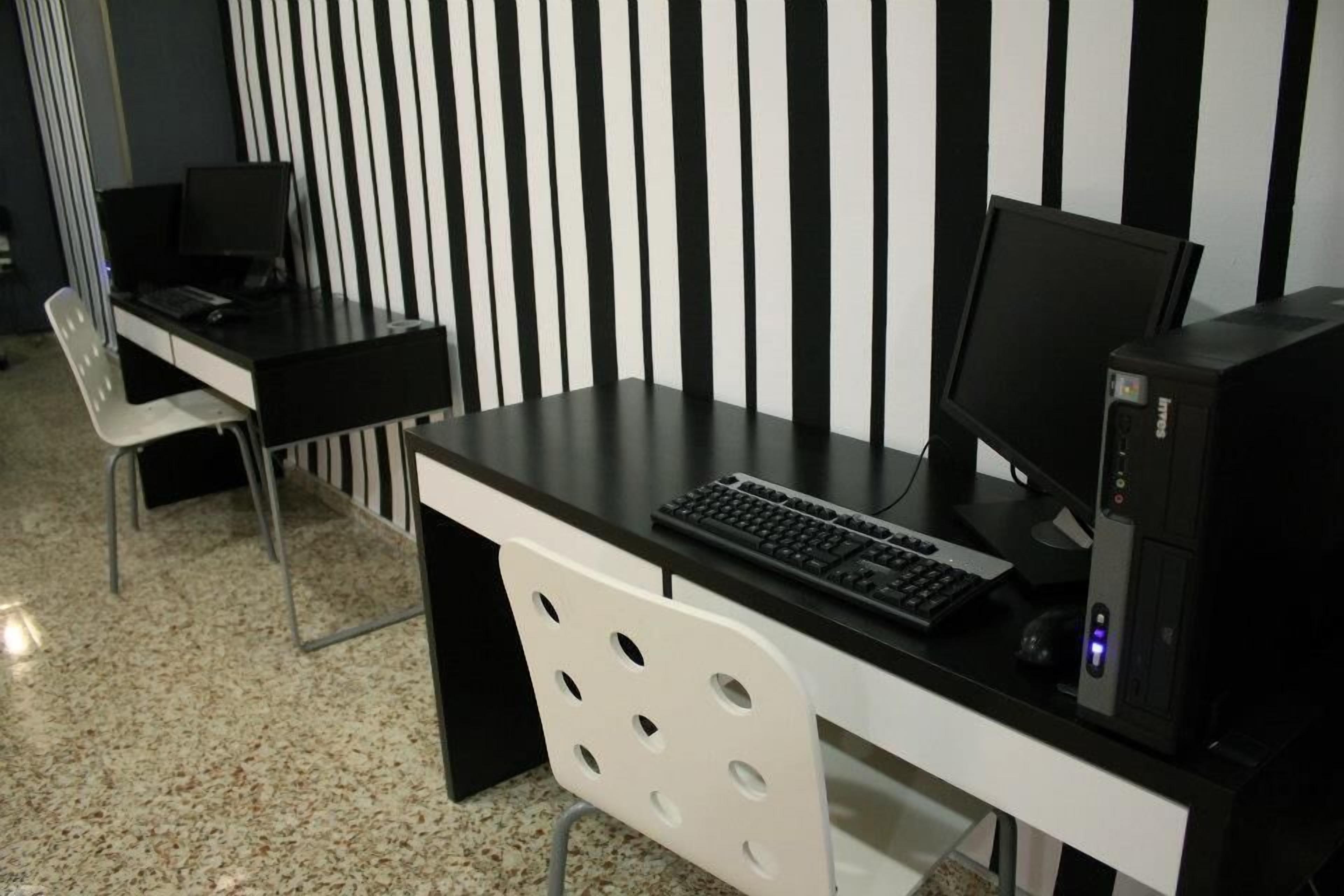 Quart Youth Hostel & Apartments - Valencia