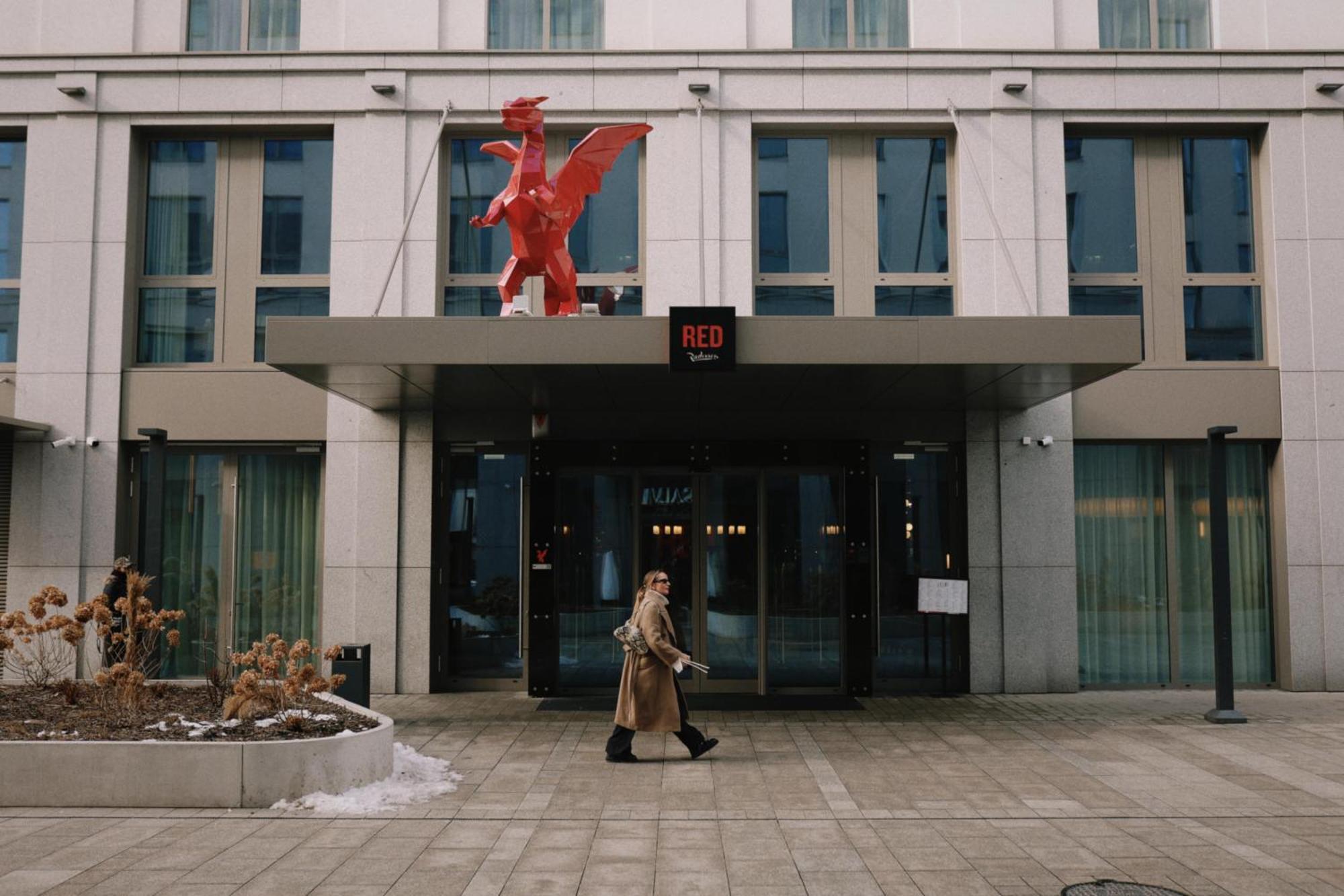 Radisson Red Hotel & Radisson Red Apartments, Krakow