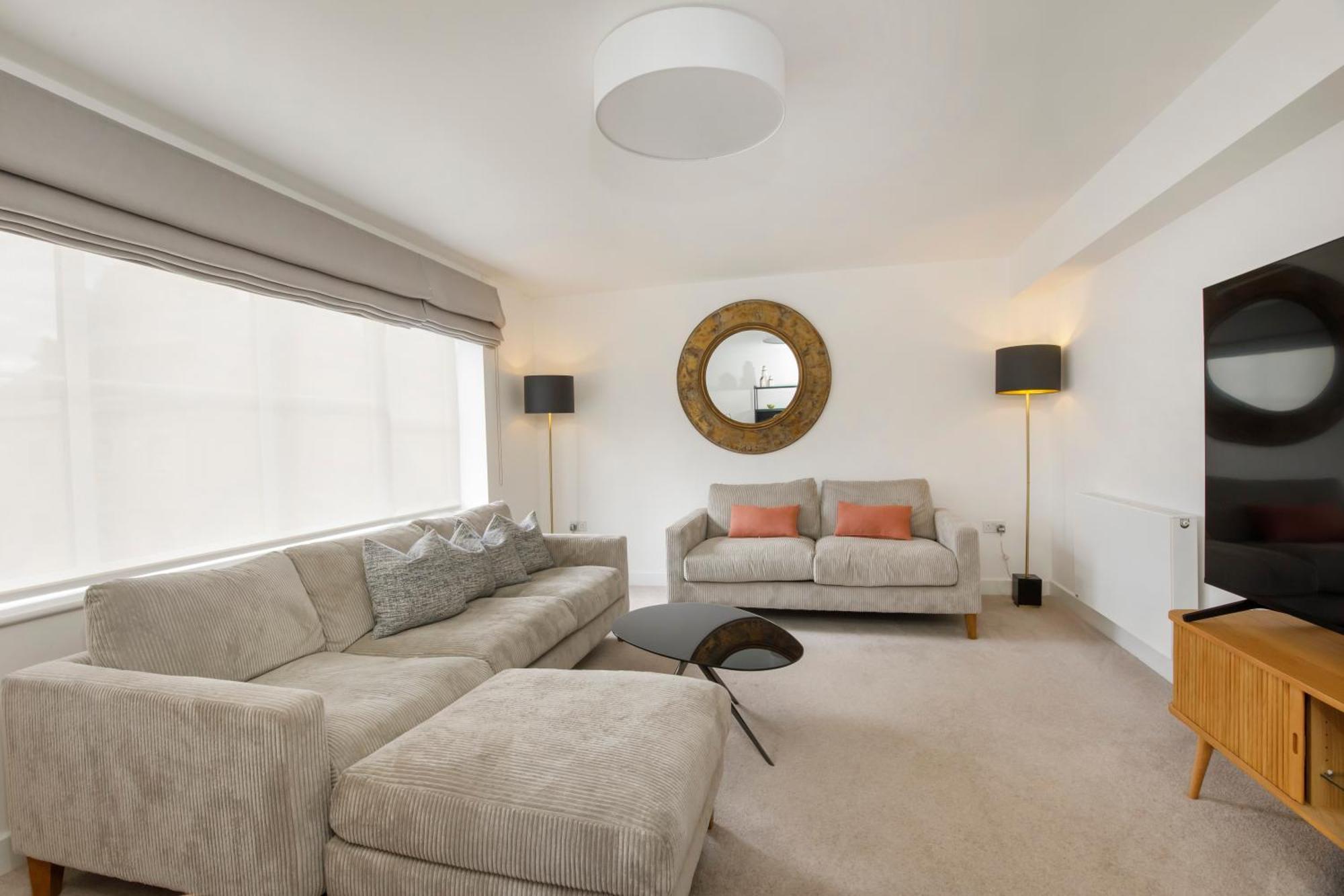 Mount Vale 4 Bedroom Luxury Home & Free Parking - York