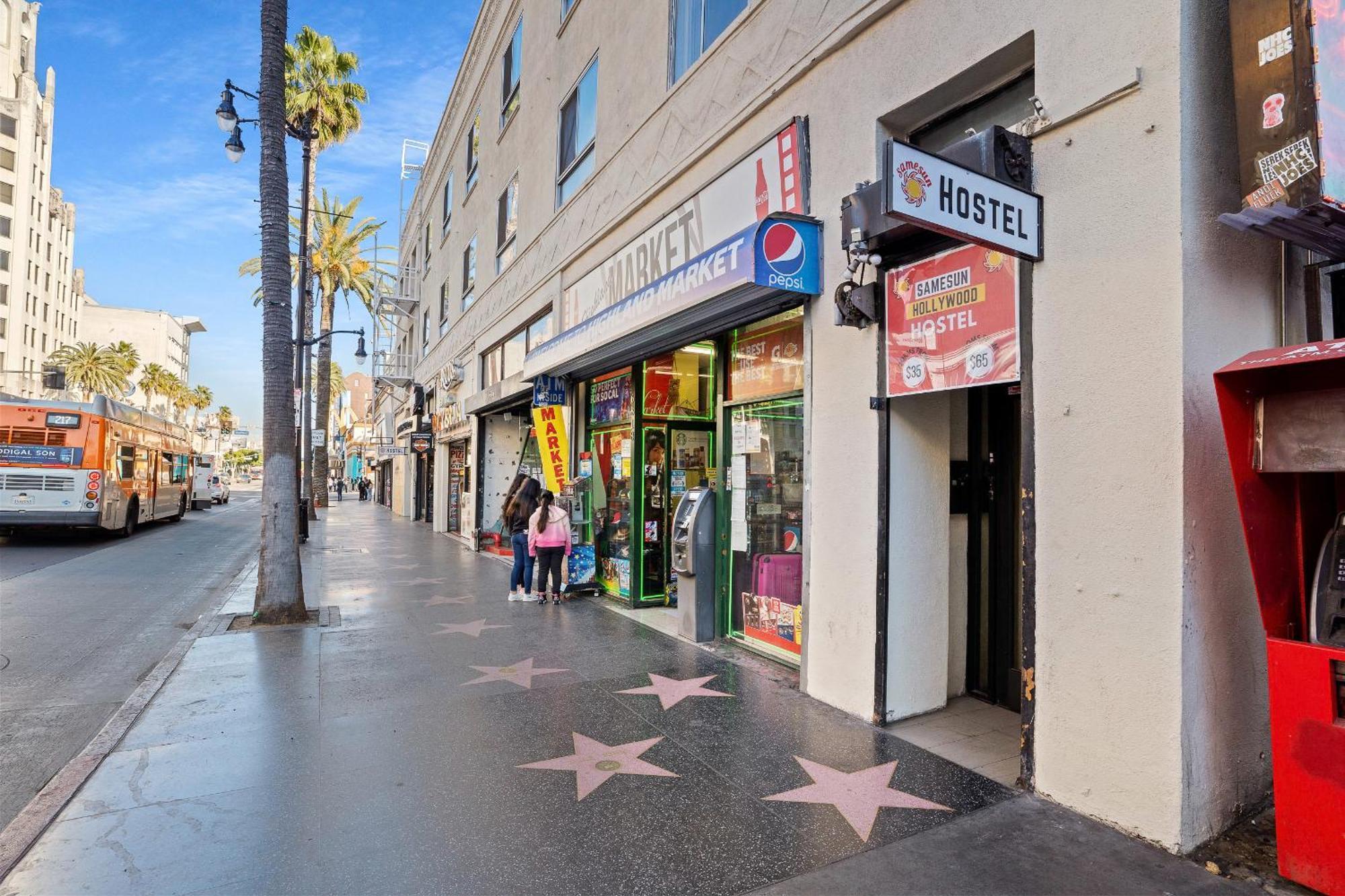 Samesun Hollywood Hotel & Hostel - Los Angeles